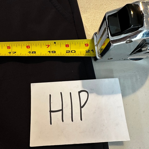 T by Talbots Women's Navy Blue Capris Size Large Elastic Waist Casual Pants - Picture 8 of 10